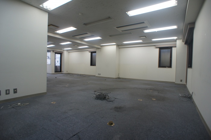 千代田区　神保町　オフィス　原状回復　こんなにキレイ！